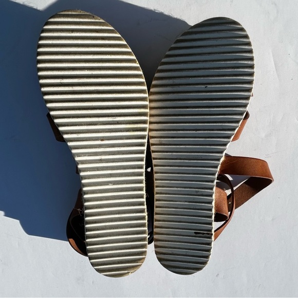 Patrizia by Spring Step Raenae Camel Women's Platform Ankle Strap Sandals Size 9 - Picture 11 of 11